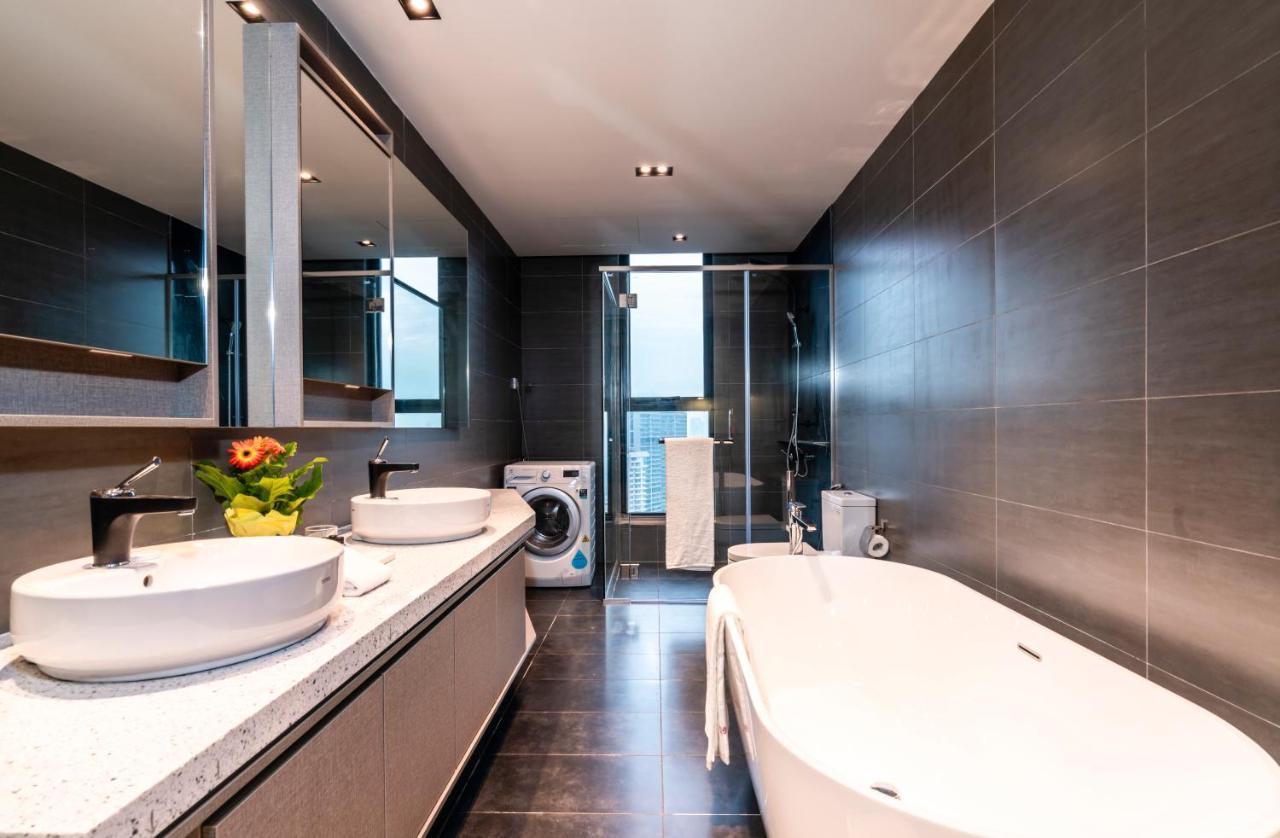 Expressionz Professional Suites By Mykey Kuala Lumpur Zewnętrze zdjęcie Bathroom