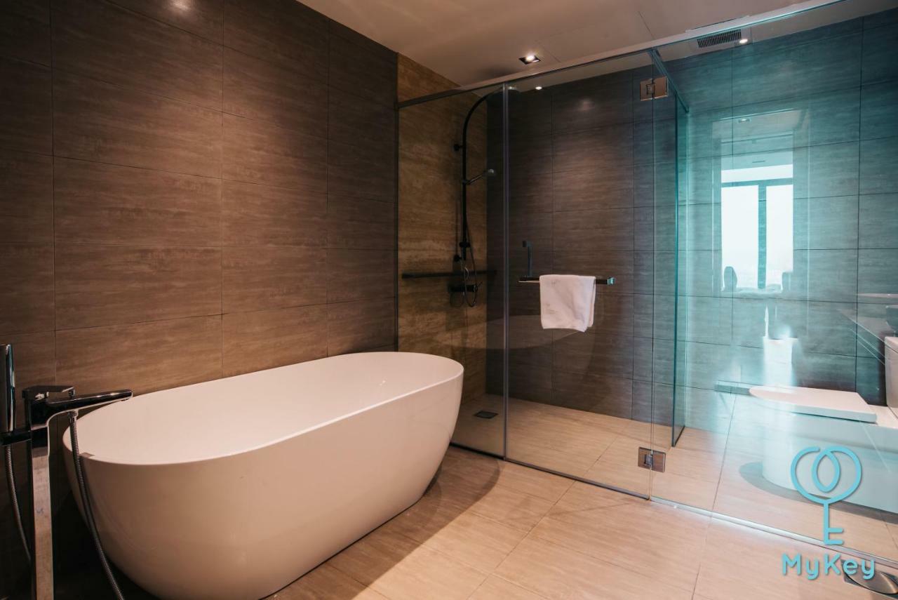 Expressionz Professional Suites By Mykey Kuala Lumpur Zewnętrze zdjęcie Bathroom