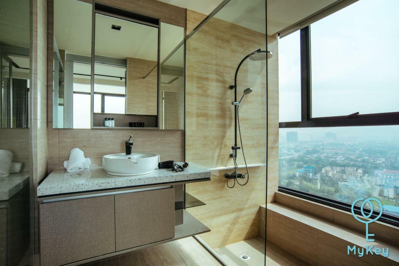 Expressionz Professional Suites By Mykey Kuala Lumpur Zewnętrze zdjęcie Bathroom