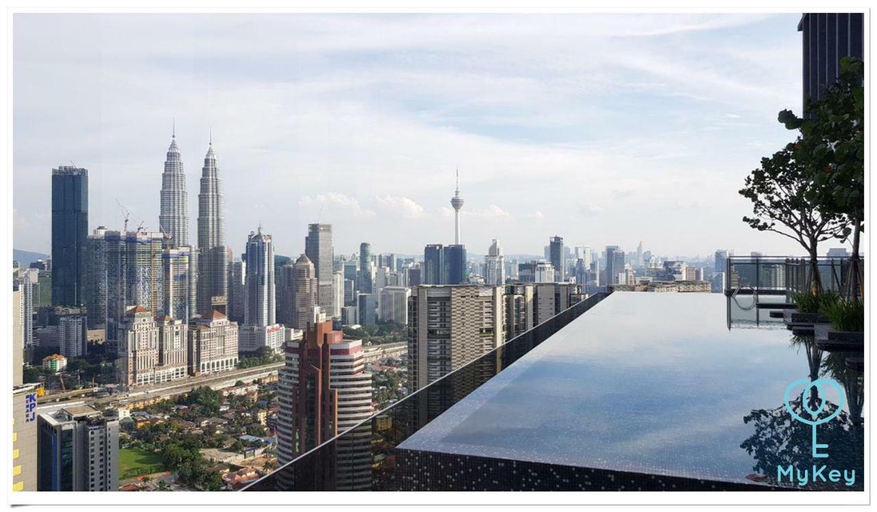 Expressionz Professional Suites By Mykey Kuala Lumpur Zewnętrze zdjęcie Sky Pool
