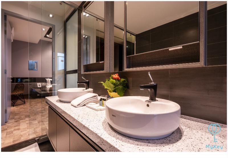 Expressionz Professional Suites By Mykey Kuala Lumpur Zewnętrze zdjęcie Bathroom